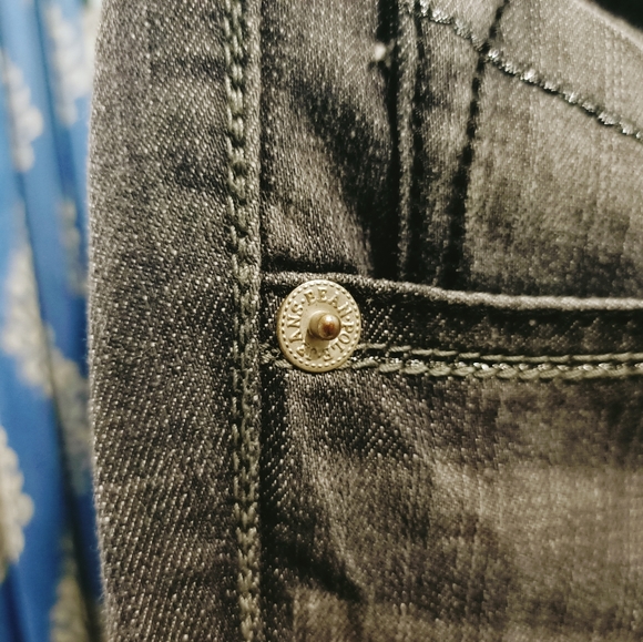 Beanpole - Picture 10 of 12